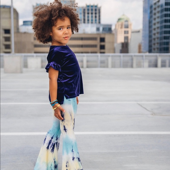 Kay + Babes | Meet Your Poshers - Picture 4 of 9